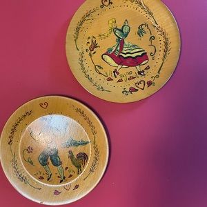 Vintage folk art hand painted wooden plates (2).